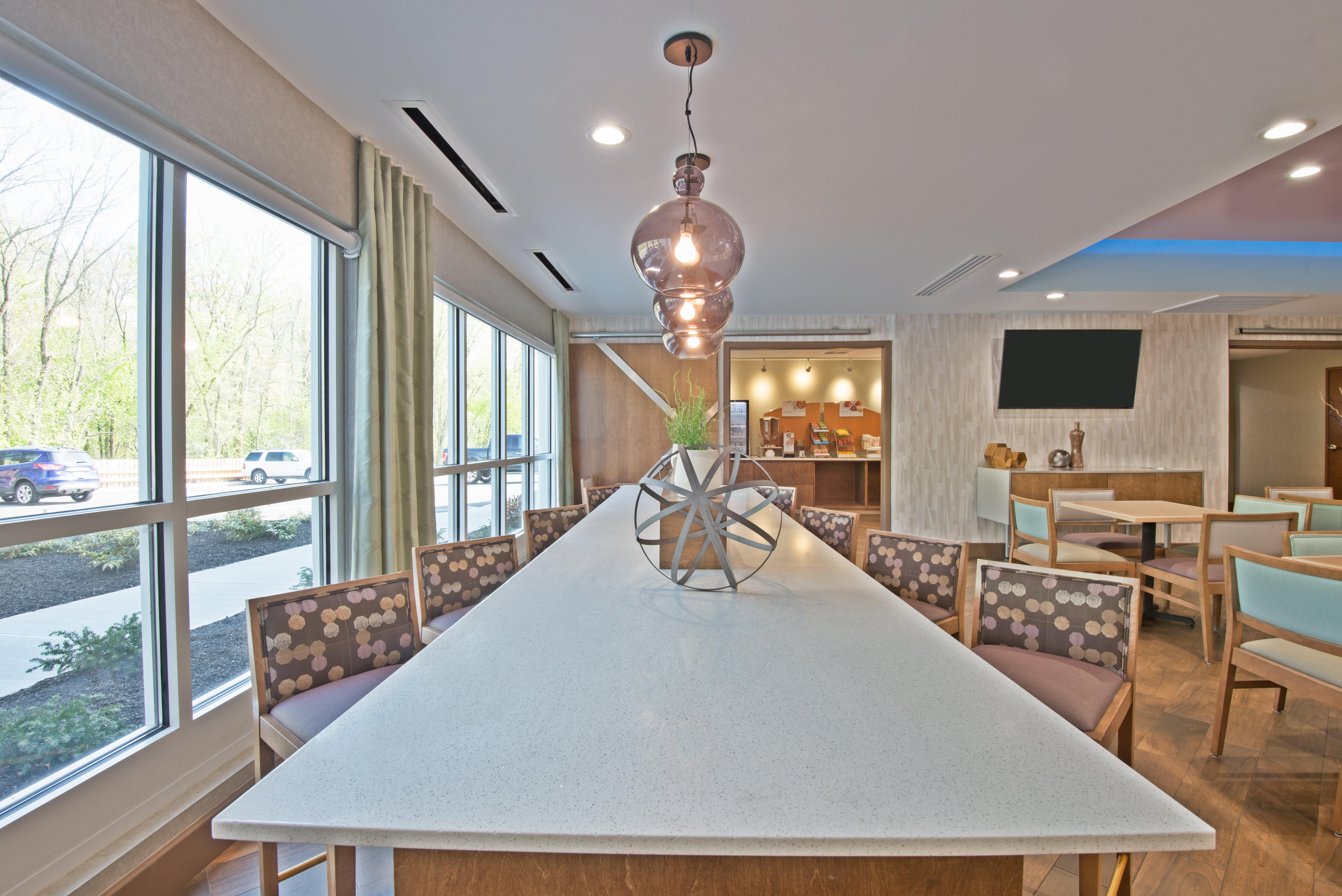 Holiday Inn Express & Suites New Cumberland By Ihg Dış mekan fotoğraf