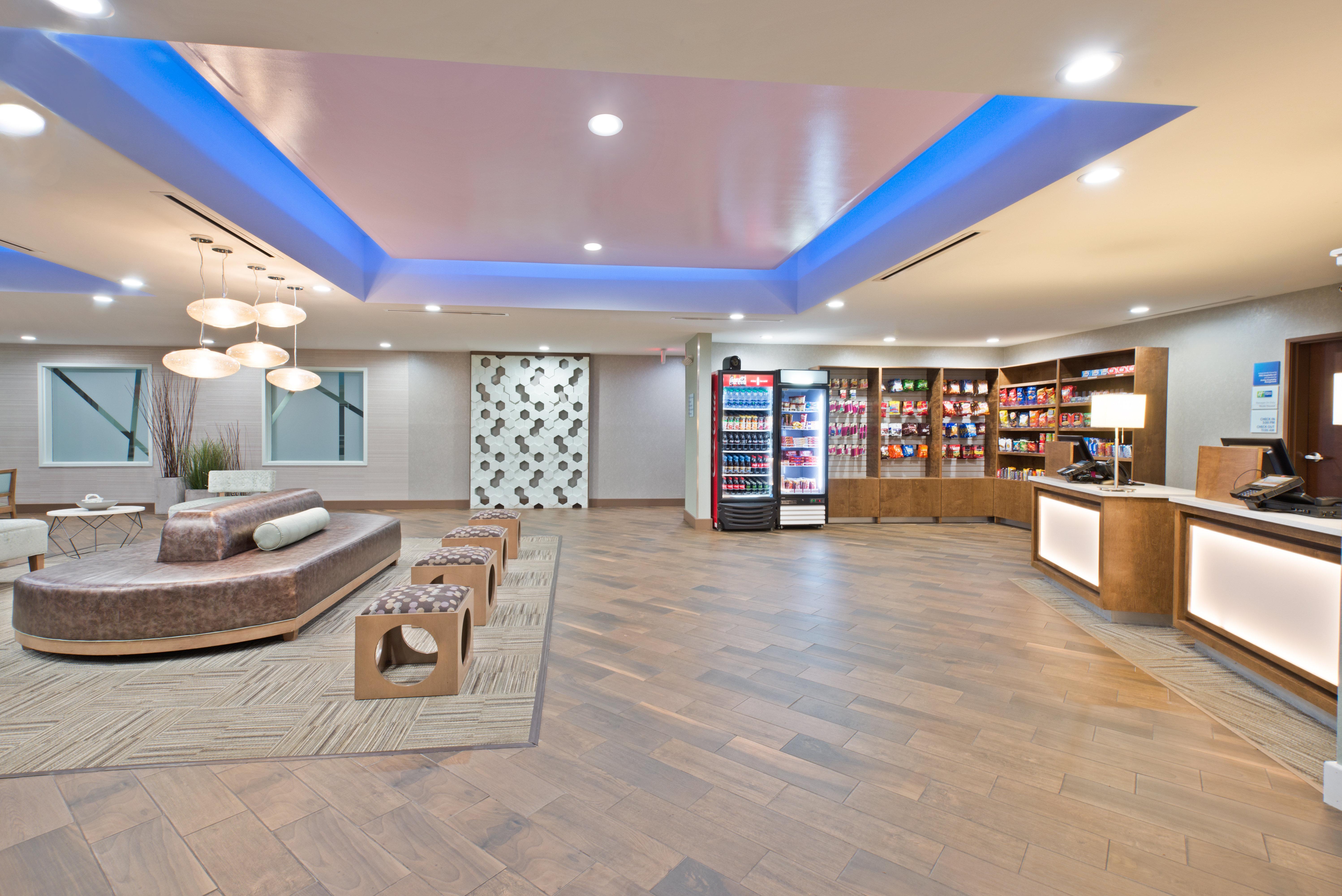 Holiday Inn Express & Suites New Cumberland By Ihg Dış mekan fotoğraf