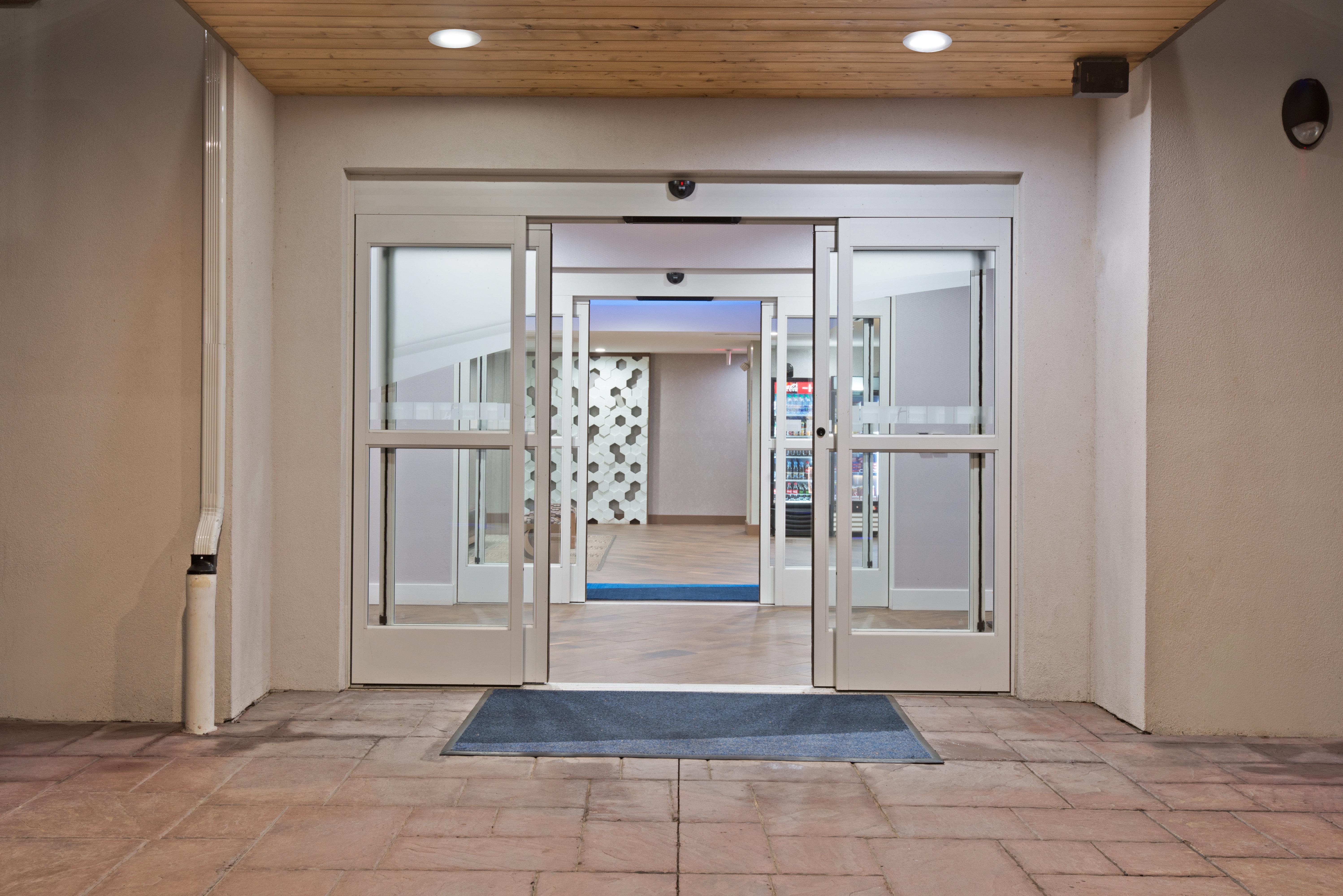 Holiday Inn Express & Suites New Cumberland By Ihg Dış mekan fotoğraf