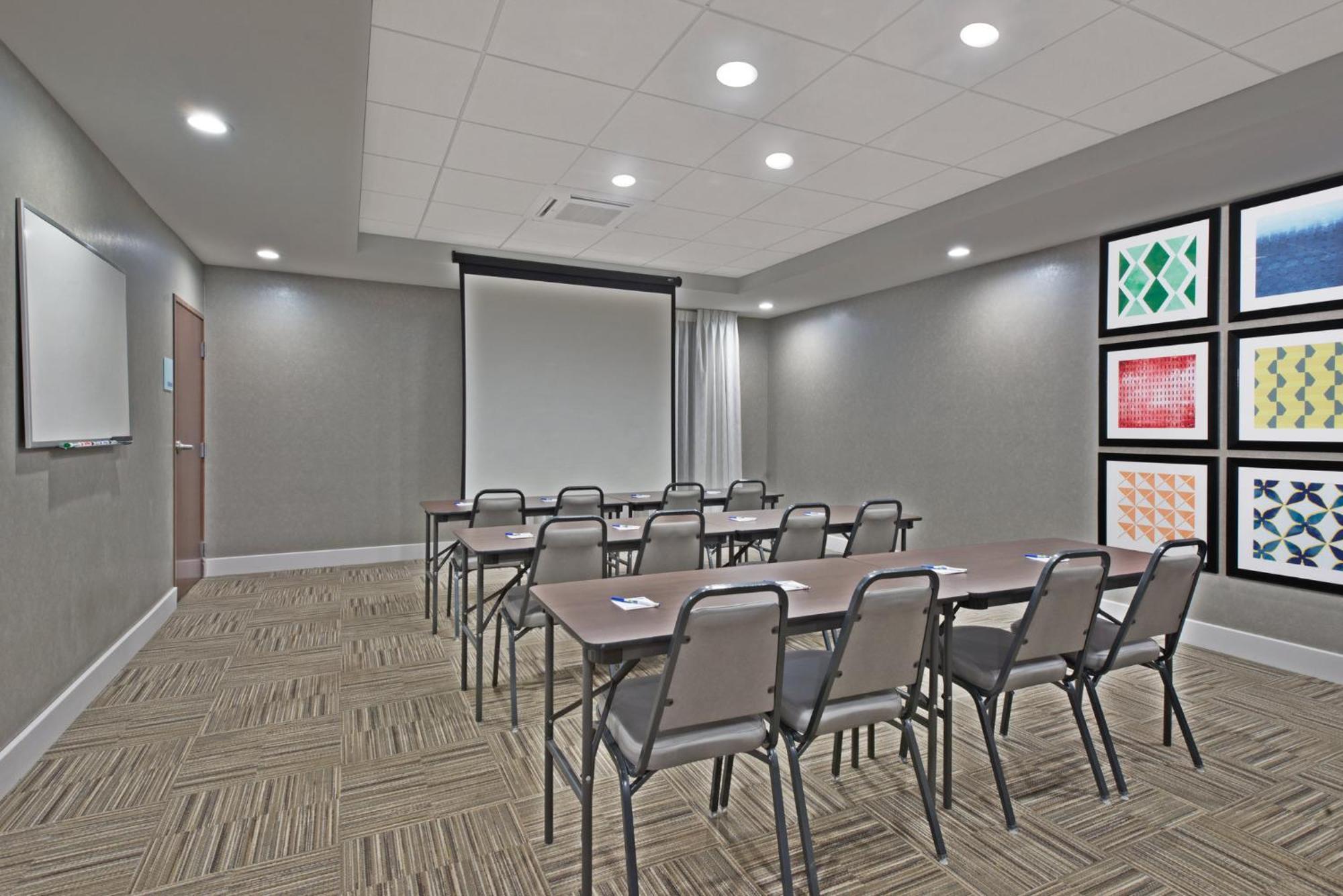 Holiday Inn Express & Suites New Cumberland By Ihg Dış mekan fotoğraf
