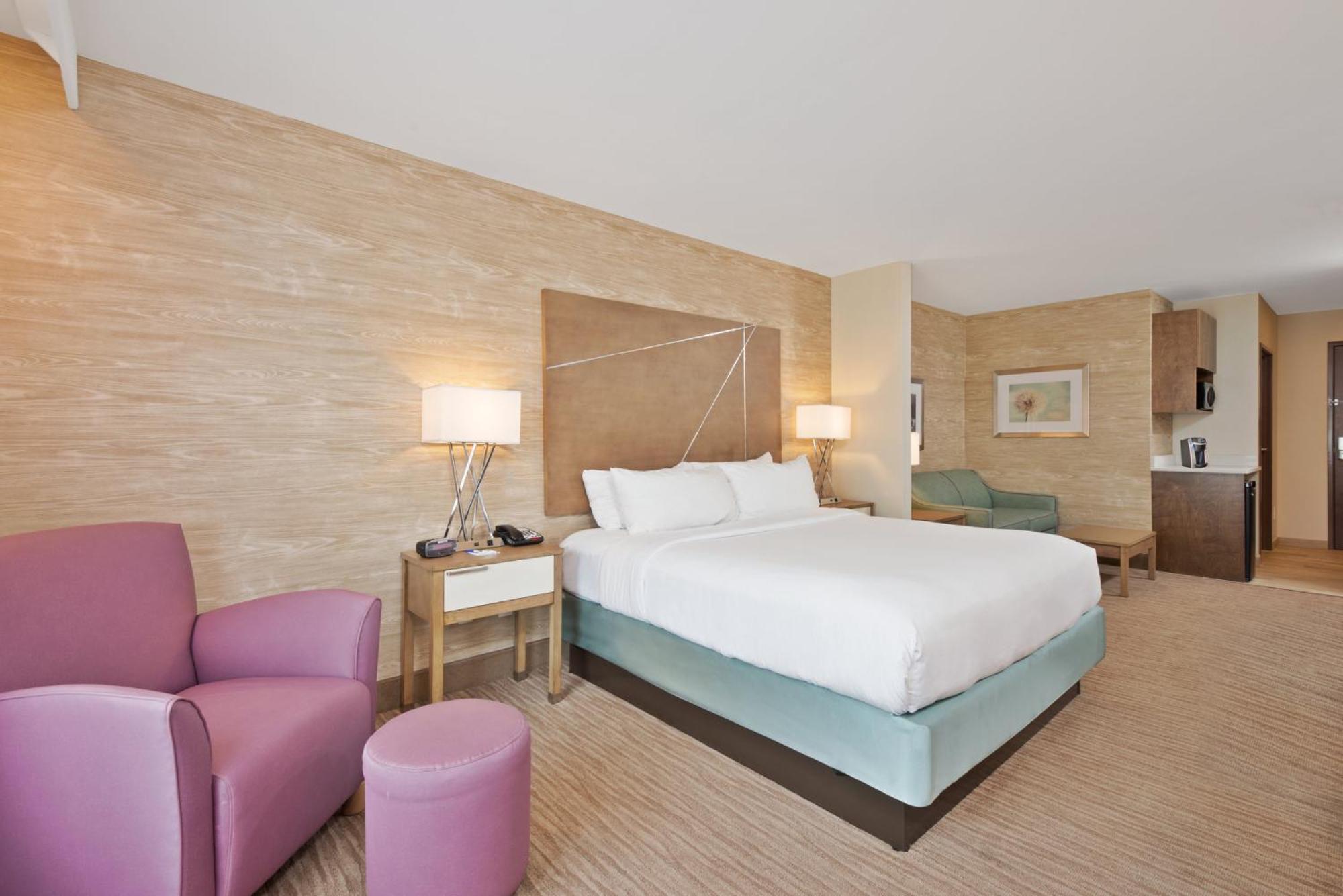 Holiday Inn Express & Suites New Cumberland By Ihg Dış mekan fotoğraf
